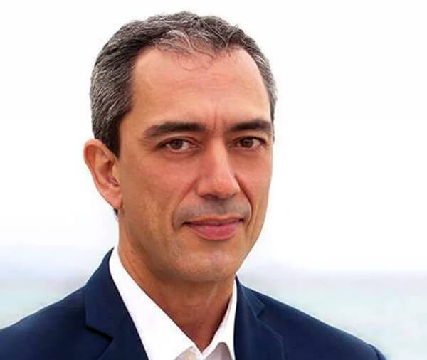 Απόστολος Αγγελόπουλος